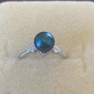 Sterling Silver Pearl Ring